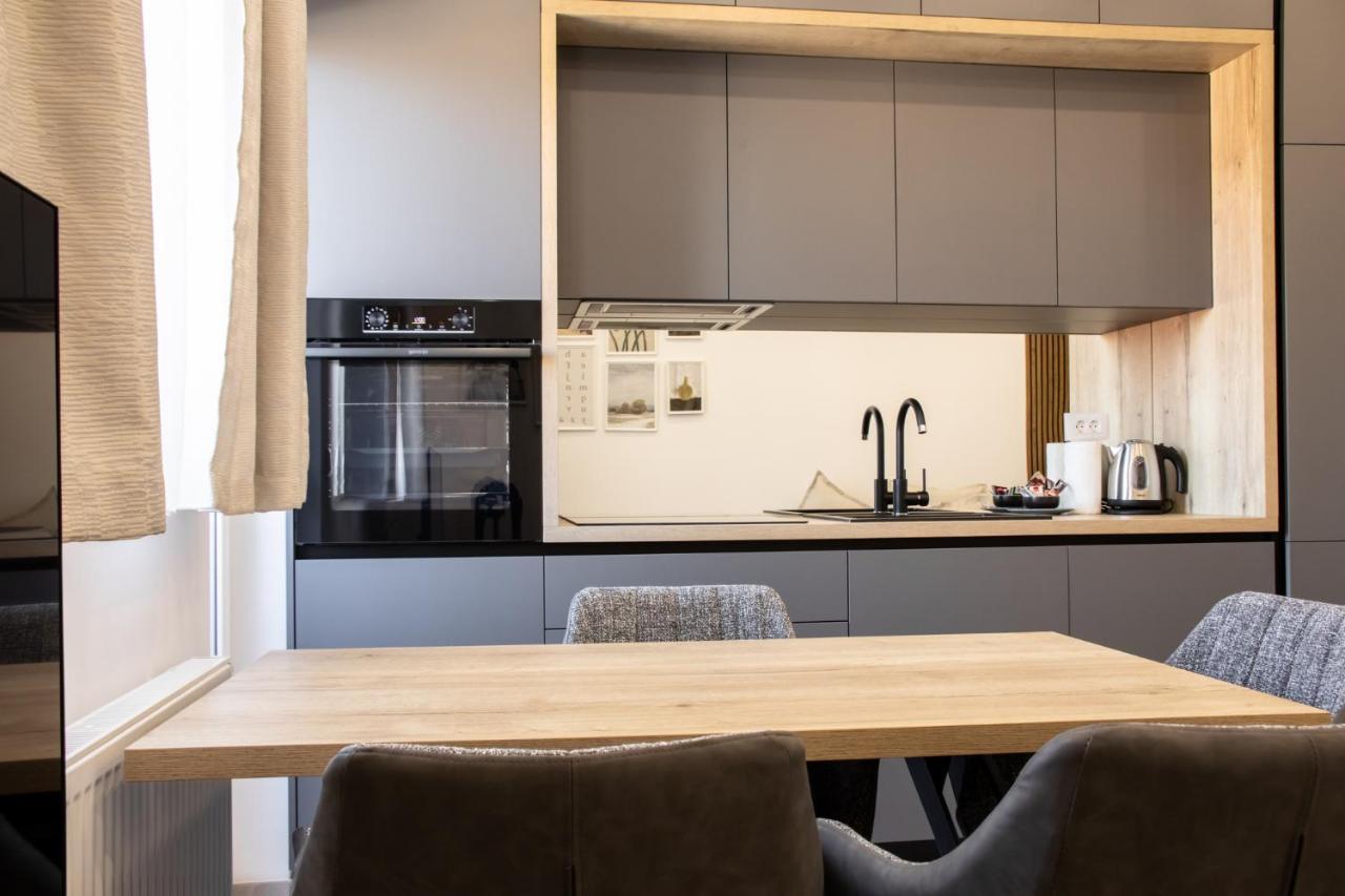Hugo Apartments Загреб Екстер'єр фото